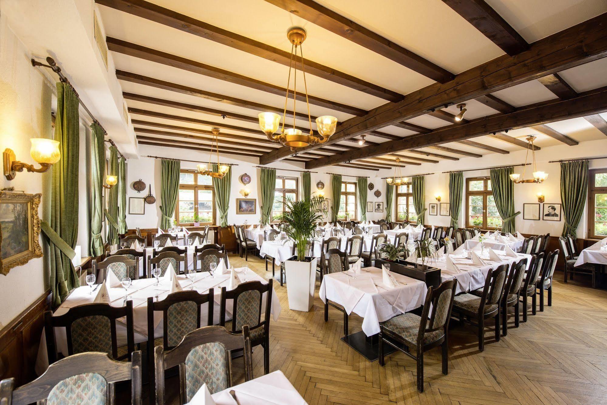 Hotel Landgasthof Koenig Von Preussen Marxzell Bagian luar foto
