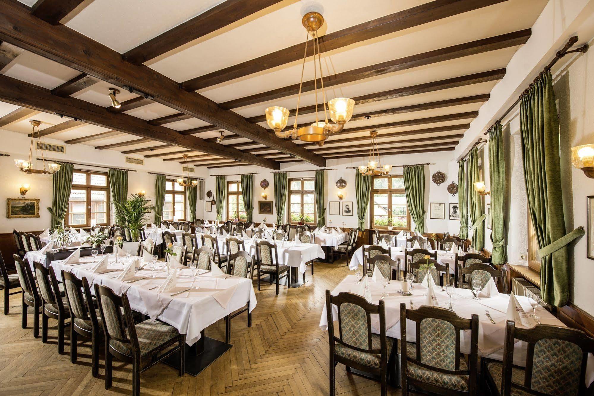 Hotel Landgasthof Koenig Von Preussen Marxzell Bagian luar foto